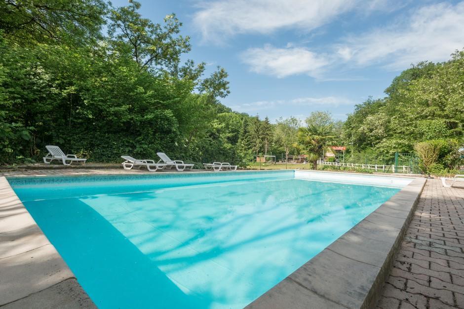 Hotellerie de la Cascade Saint-Genis-les-Ollières Extérieur photo