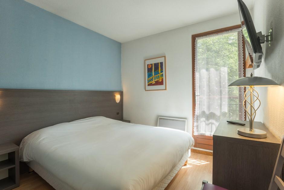 Hotellerie de la Cascade Saint-Genis-les-Ollières Extérieur photo