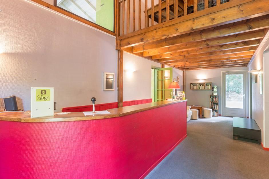 Hotellerie de la Cascade Saint-Genis-les-Ollières Extérieur photo