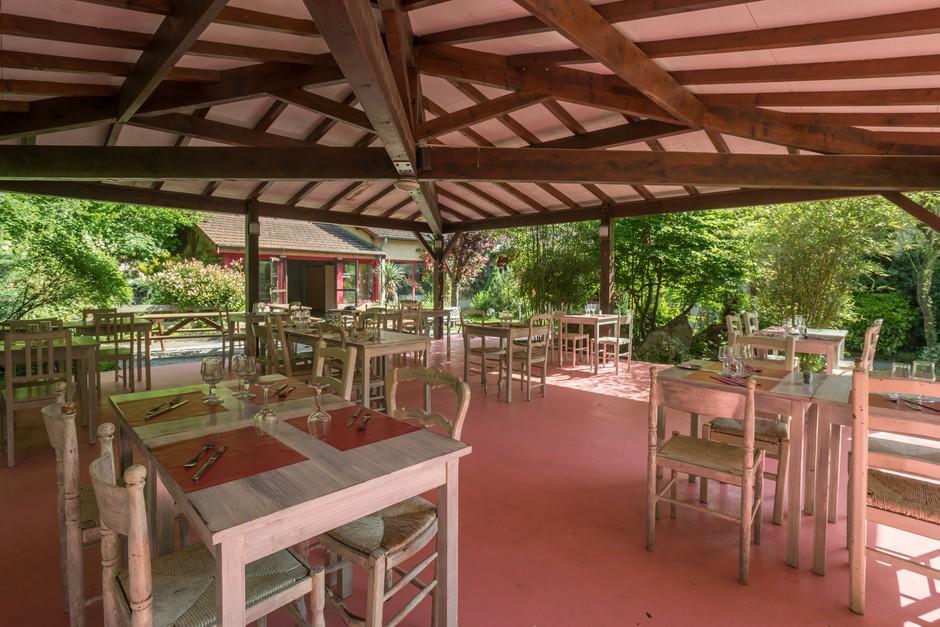 Hotellerie de la Cascade Saint-Genis-les-Ollières Extérieur photo